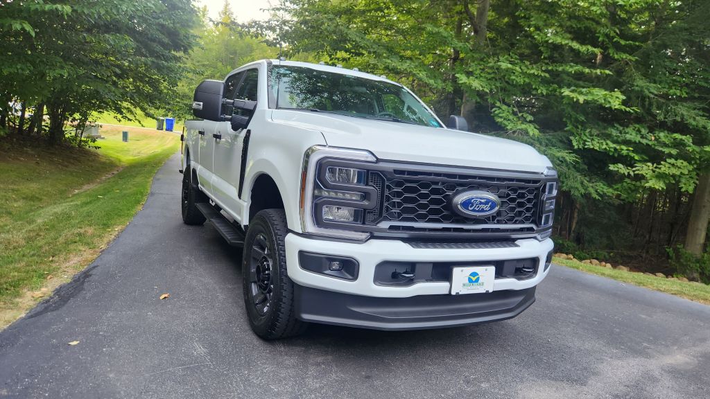 2025 Ford F350 Super Duty STX GODZILLA White 6k Miles