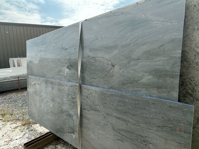 Quartzite Countertops Denver – The Leading Material for Top Kitchens